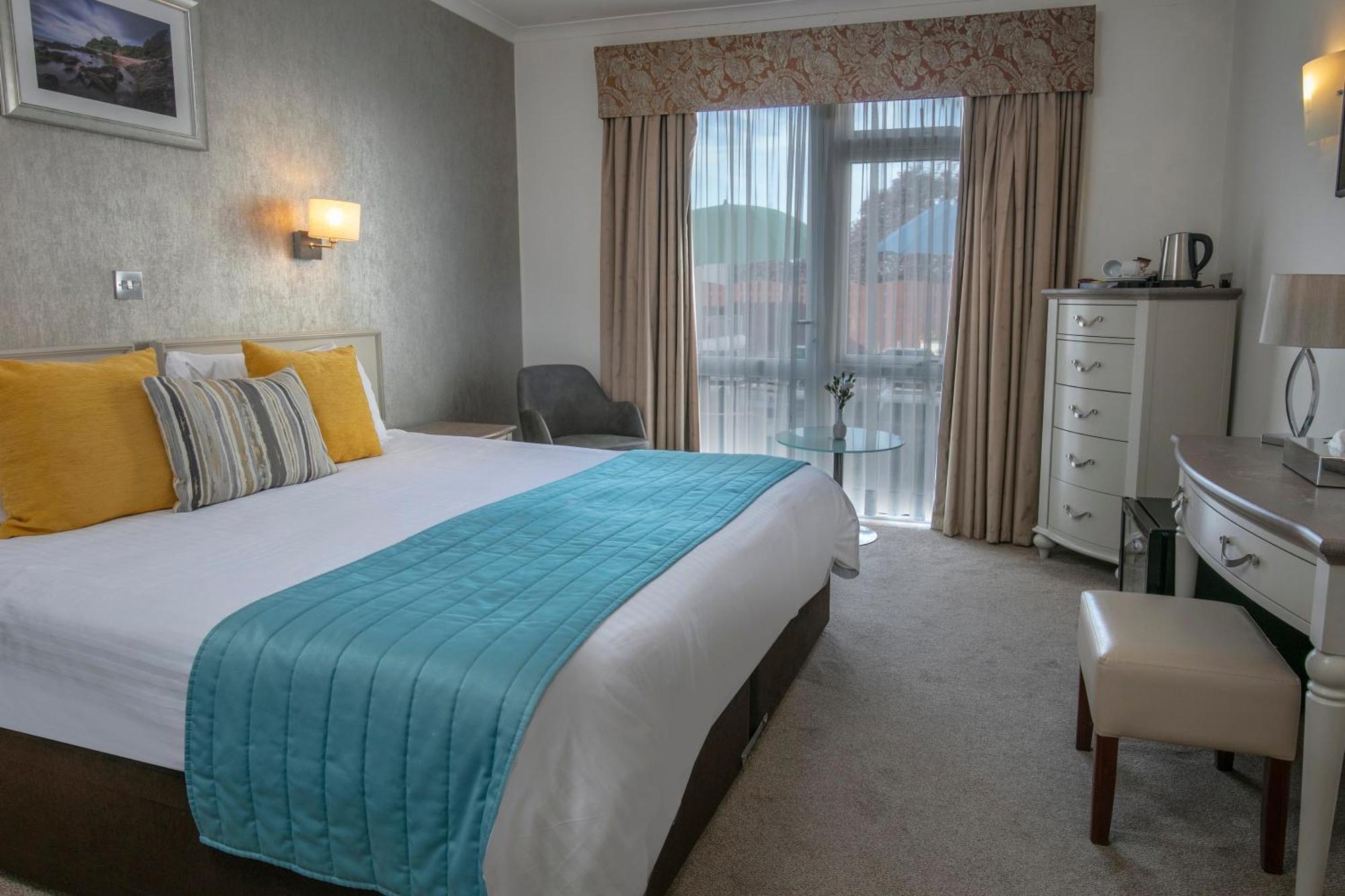 Hotel st saviours road jersey best sale